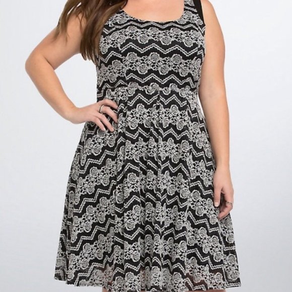 white dress size 24